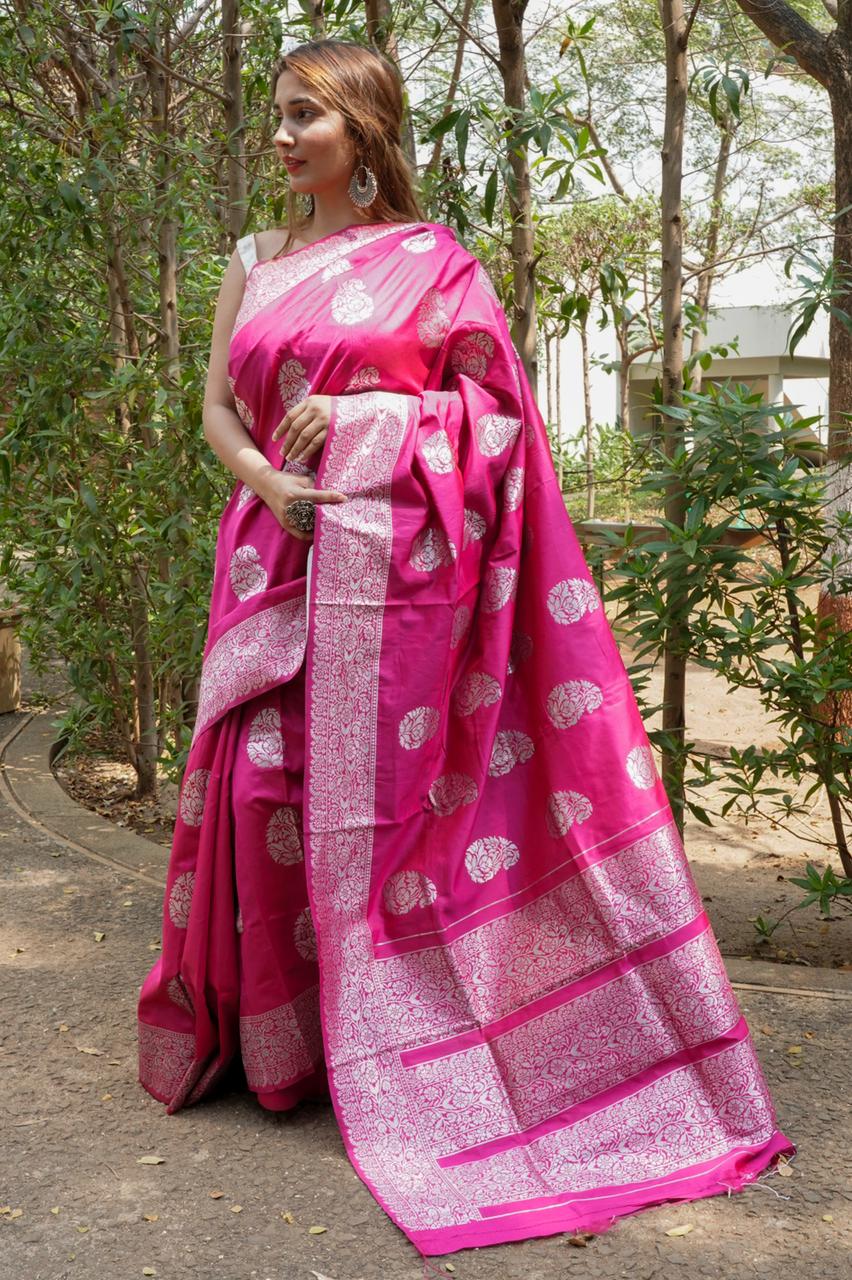 Chavani Fancy Designer Wholesale Party Wear Sarees
